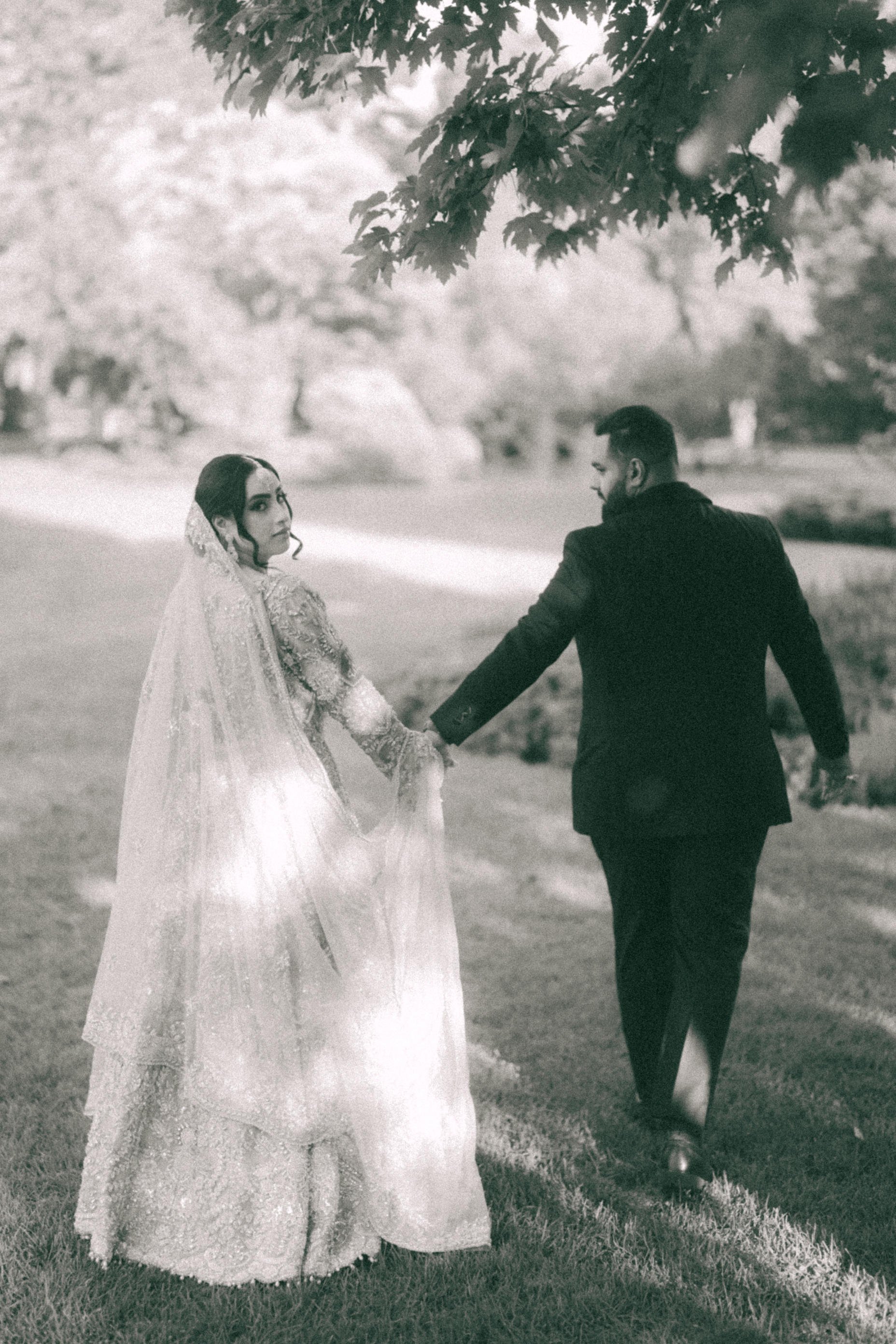 Zahra & Saad - Photo 9